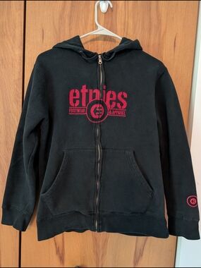 Etnies Vintage Y2K Black Full-Zip Men's Hoodie with Red Logo Size Small